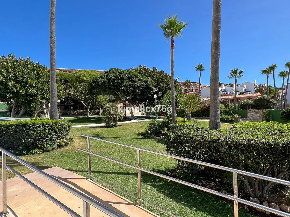 8a05e6d9-56f4-4af2-97d6-2075c707803b