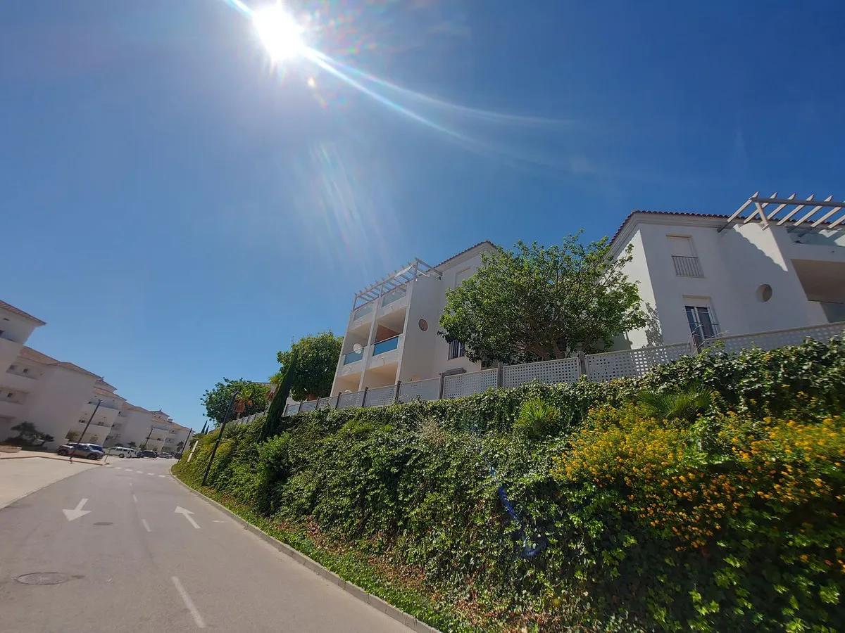 5a35d9eb-dcb5-4305-860e-a3fda188b18b