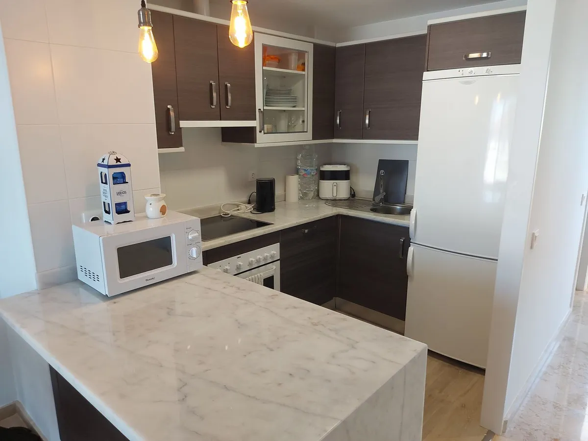 841f605c-e272-4718-b3c0-99644493f89a