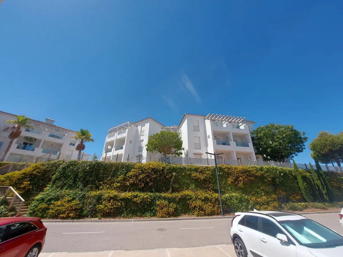 fba5043d-6697-451f-8863-3f11b9629e39