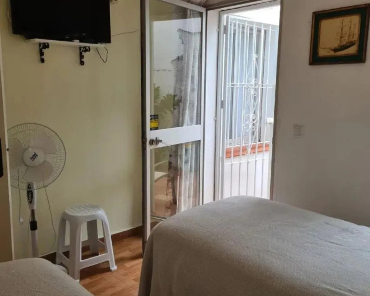 5f2c8a84-c835-4ee3-bd02-75aae2674a15