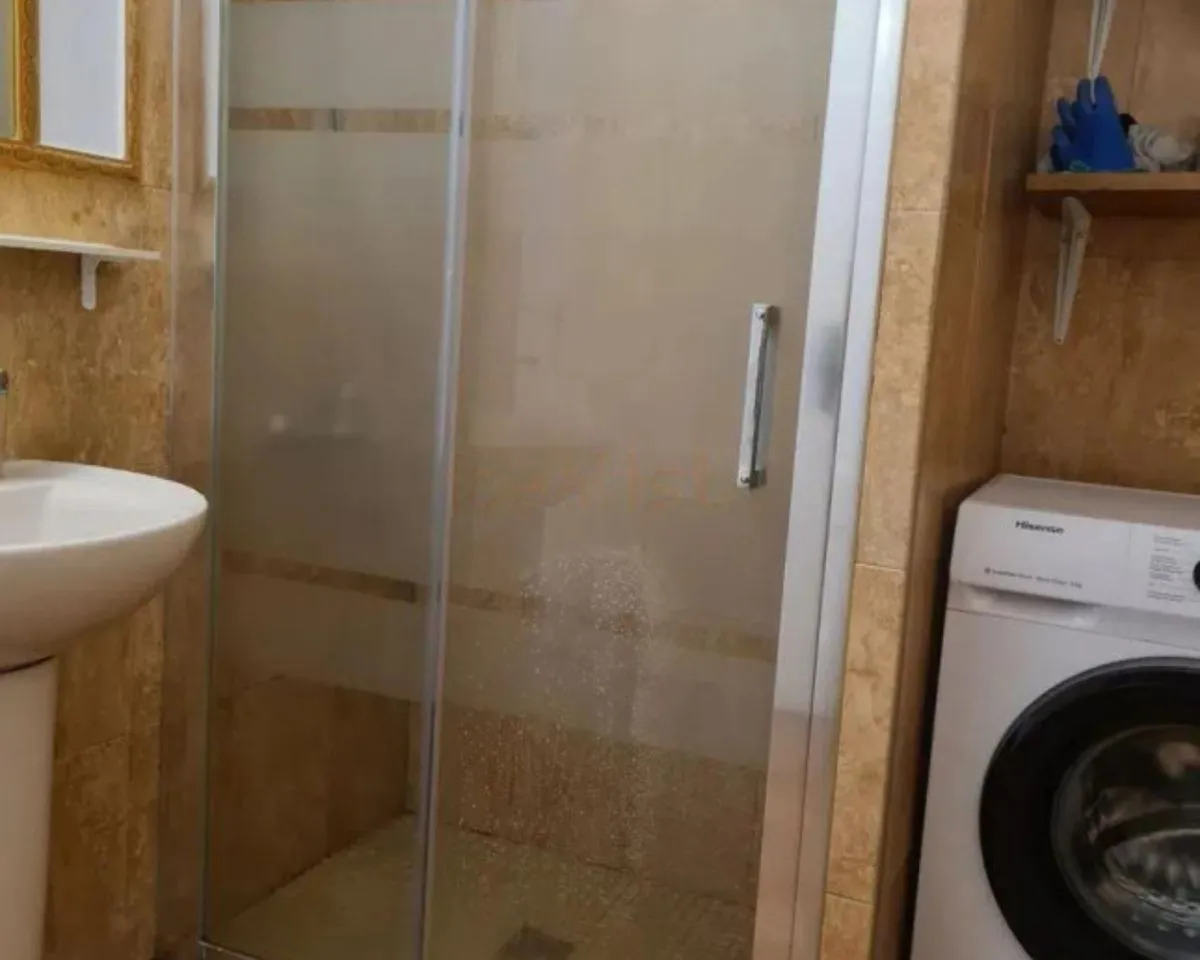 f8127294-5eb1-4471-b800-85c20408854d