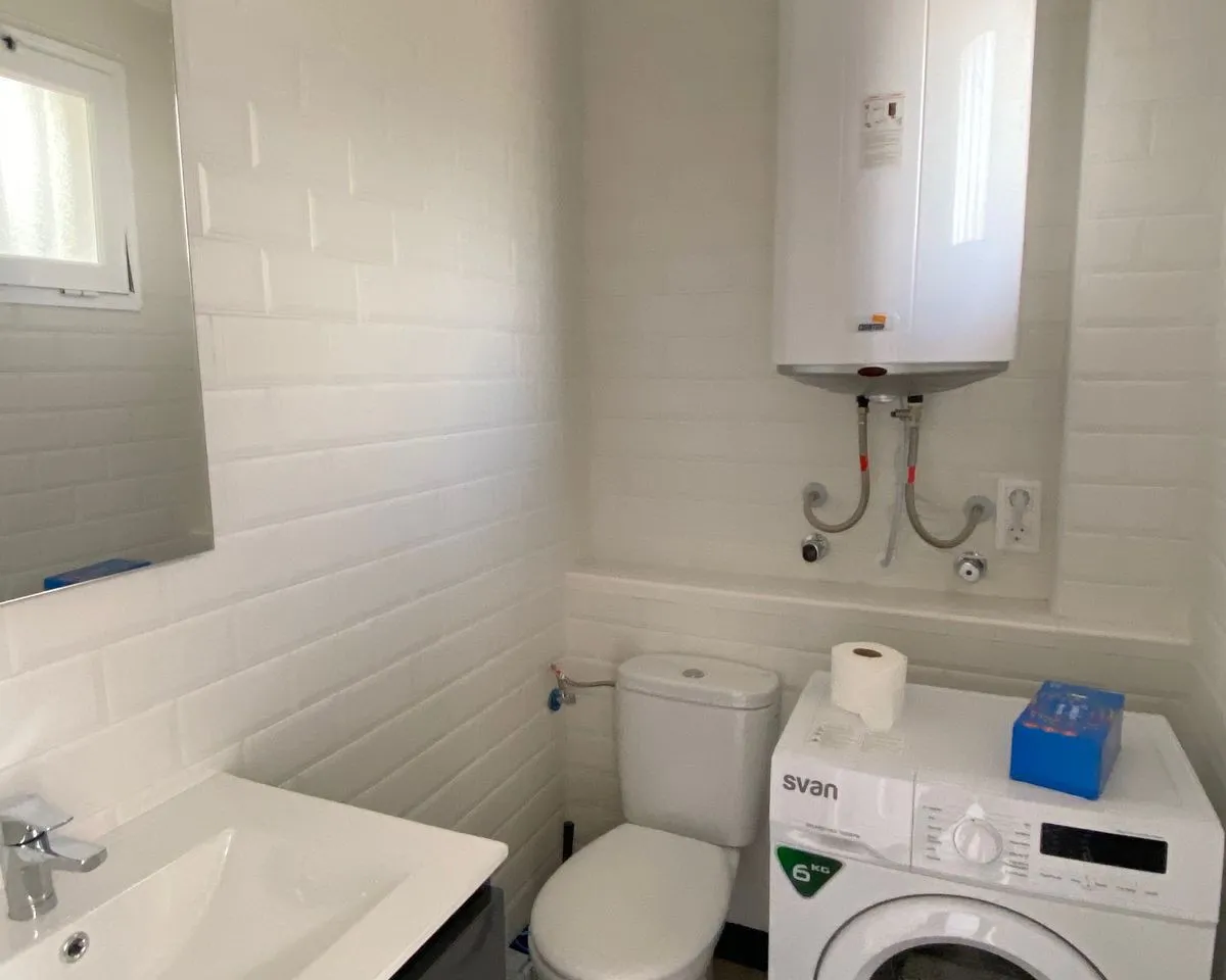 0e4bbf1b-8102-49f0-a4df-96781dab7fd2