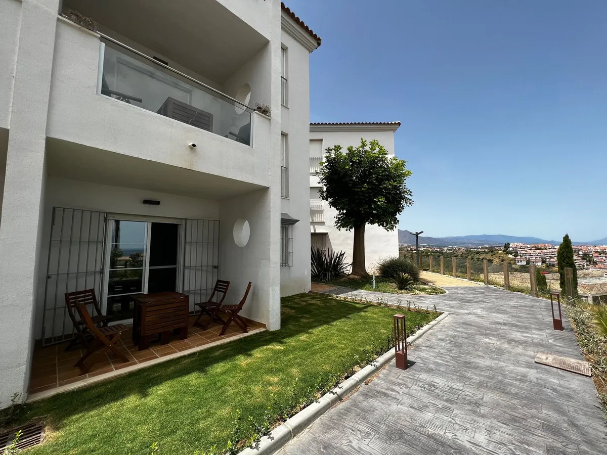 37e279a3-dadc-4d39-8659-9254c3a0a194