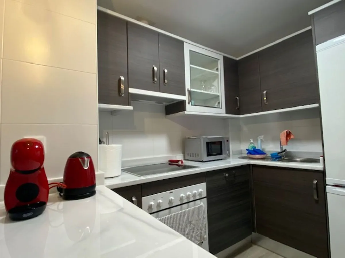 b6eaf7f4-8f3d-47c7-8b6d-9b6747c90625