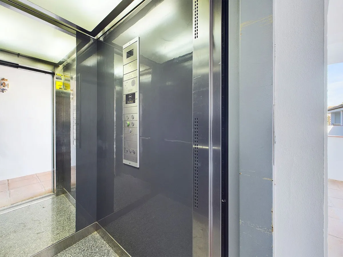 cfec8a9c-36a0-48d3-aceb-13bf0dbc1b92