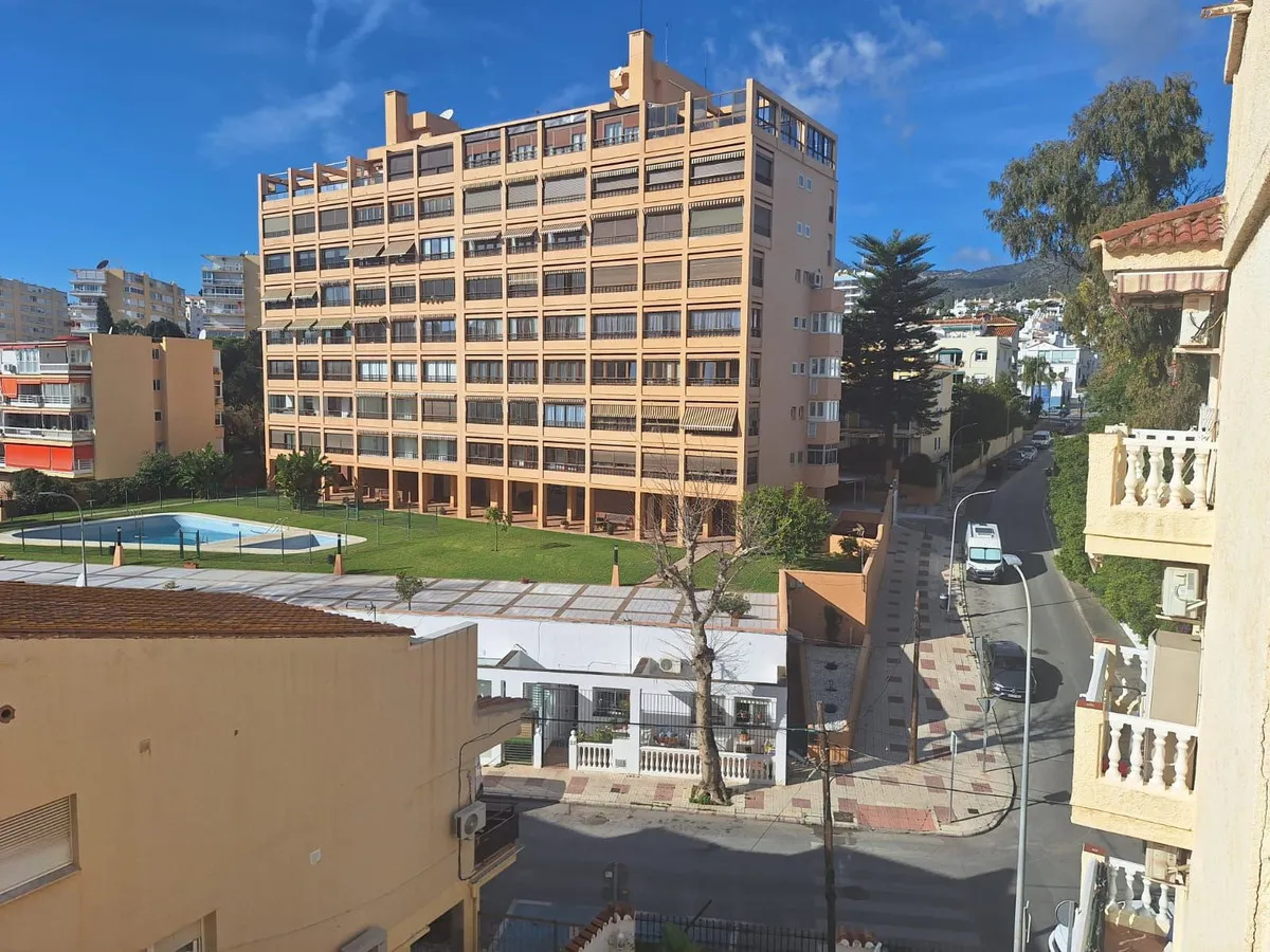 9e2edb8a-d52a-416a-992d-1090366313c1