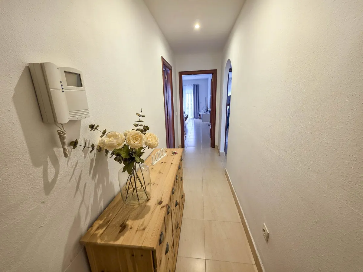 21757f08-7e47-4a12-afaf-97a1398f2f1c