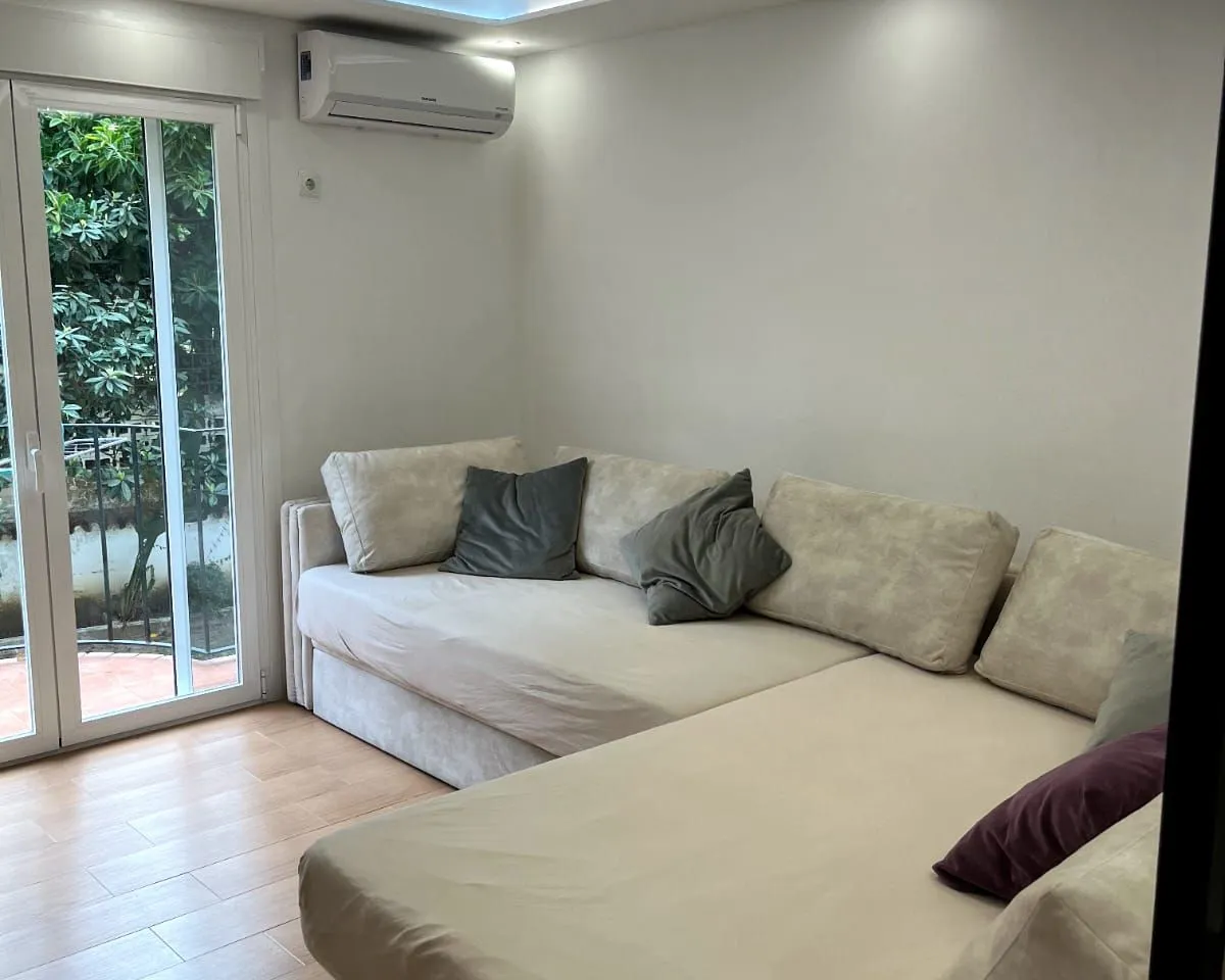 986d6072-2138-44e2-aed7-efce28ad24d8