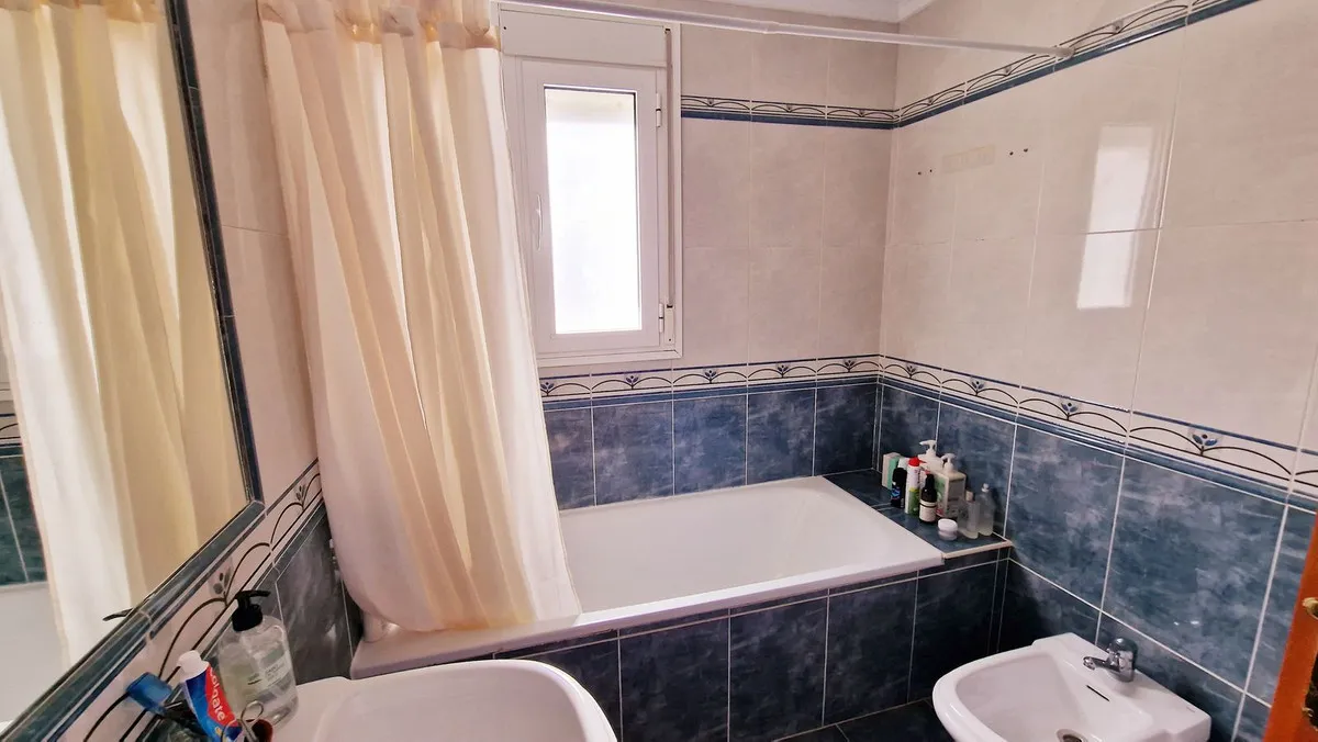 07fce4af-f9c8-4fc1-a2db-c59068dc1973