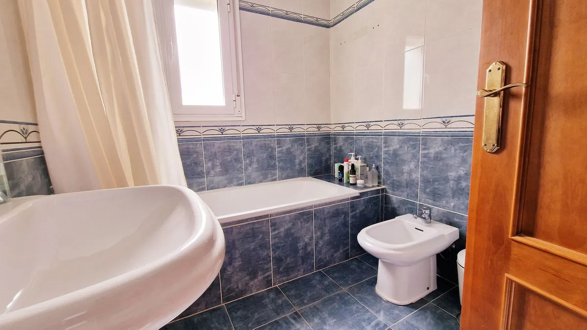 42908181-9b13-460c-b33a-b5f9441313b0