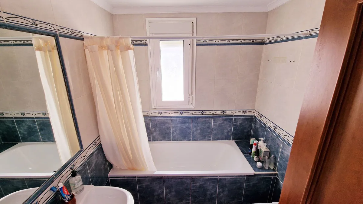 6c0a9d85-85d8-41e9-8e1d-0a0e3938090a