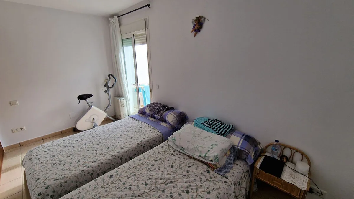 ceca6b8f-c8c6-4ab3-936f-8a9965d61965