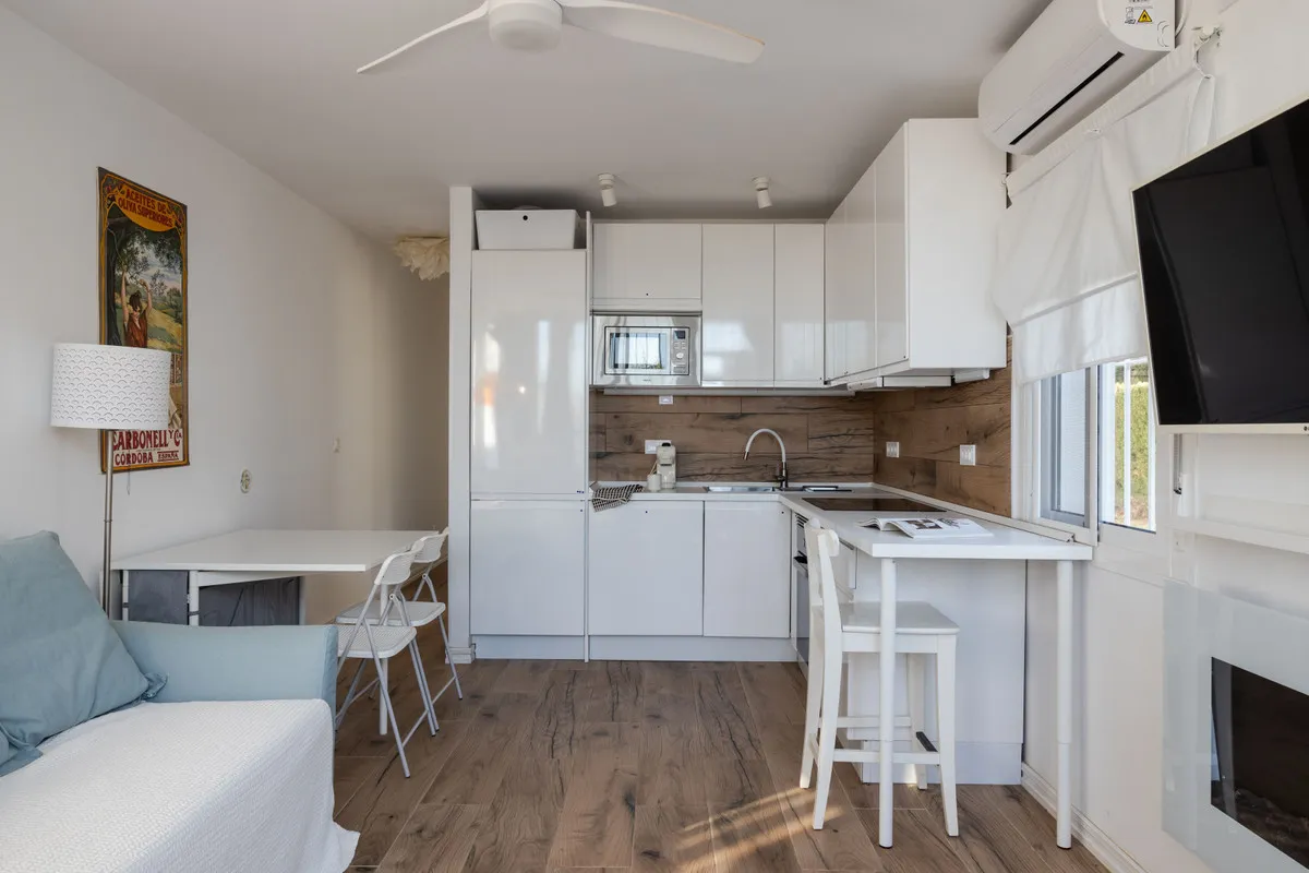 7bc24d56-f533-4057-8ed3-92b9594bc22c