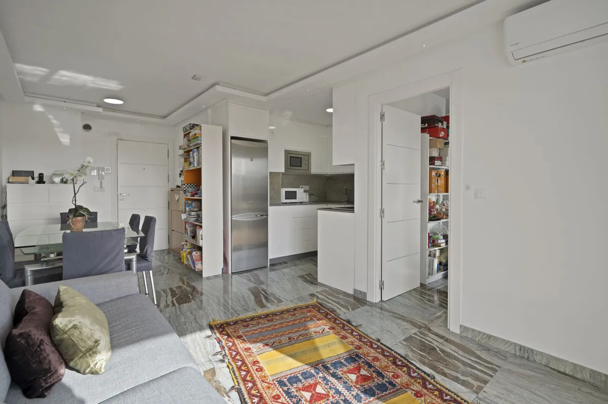 7c8ce8dc-7a0f-457a-9559-7fe9c4b8a9ea