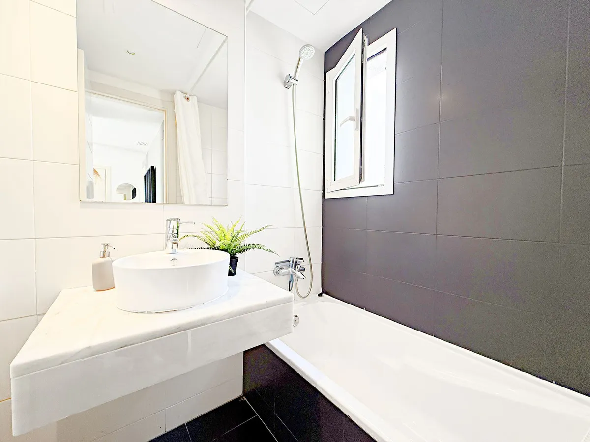 f7993821-3e3d-4b1d-93ac-56963b1e456d