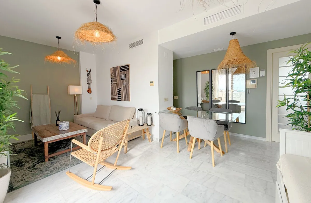 f82c82c7-b7c0-438a-900f-d96a4d1c5b58