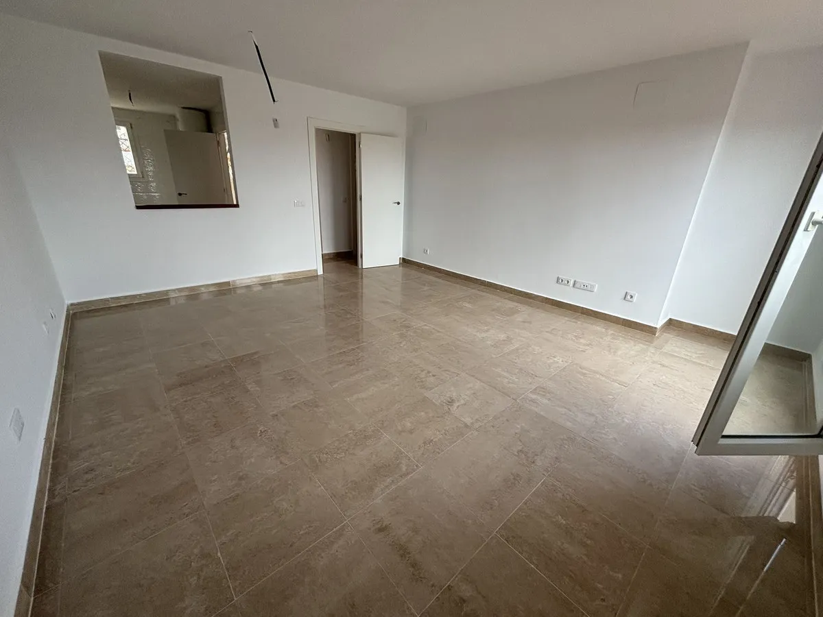 1c19b9b3-ab20-4d69-9c31-bf096475878a