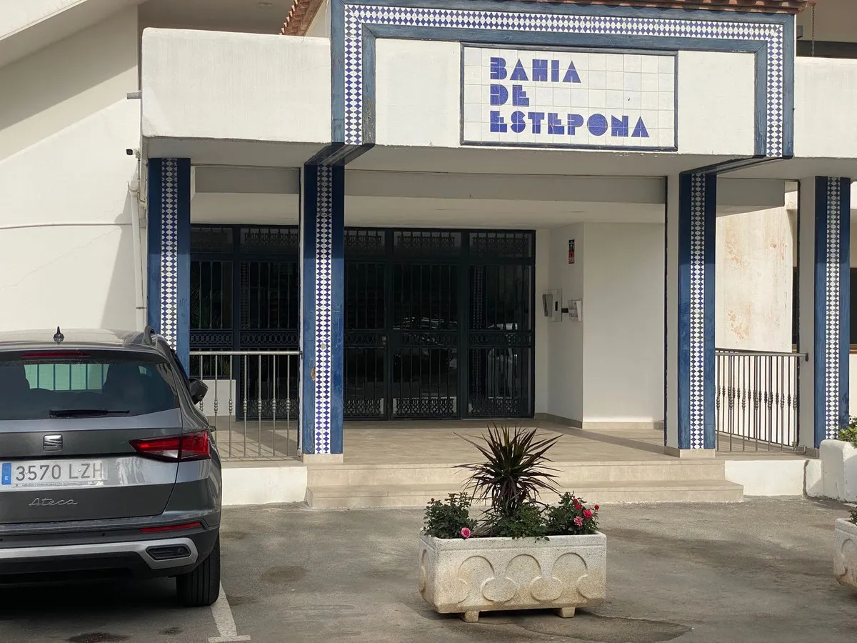 4ed9945b-298b-440a-9964-f2b44c7700db