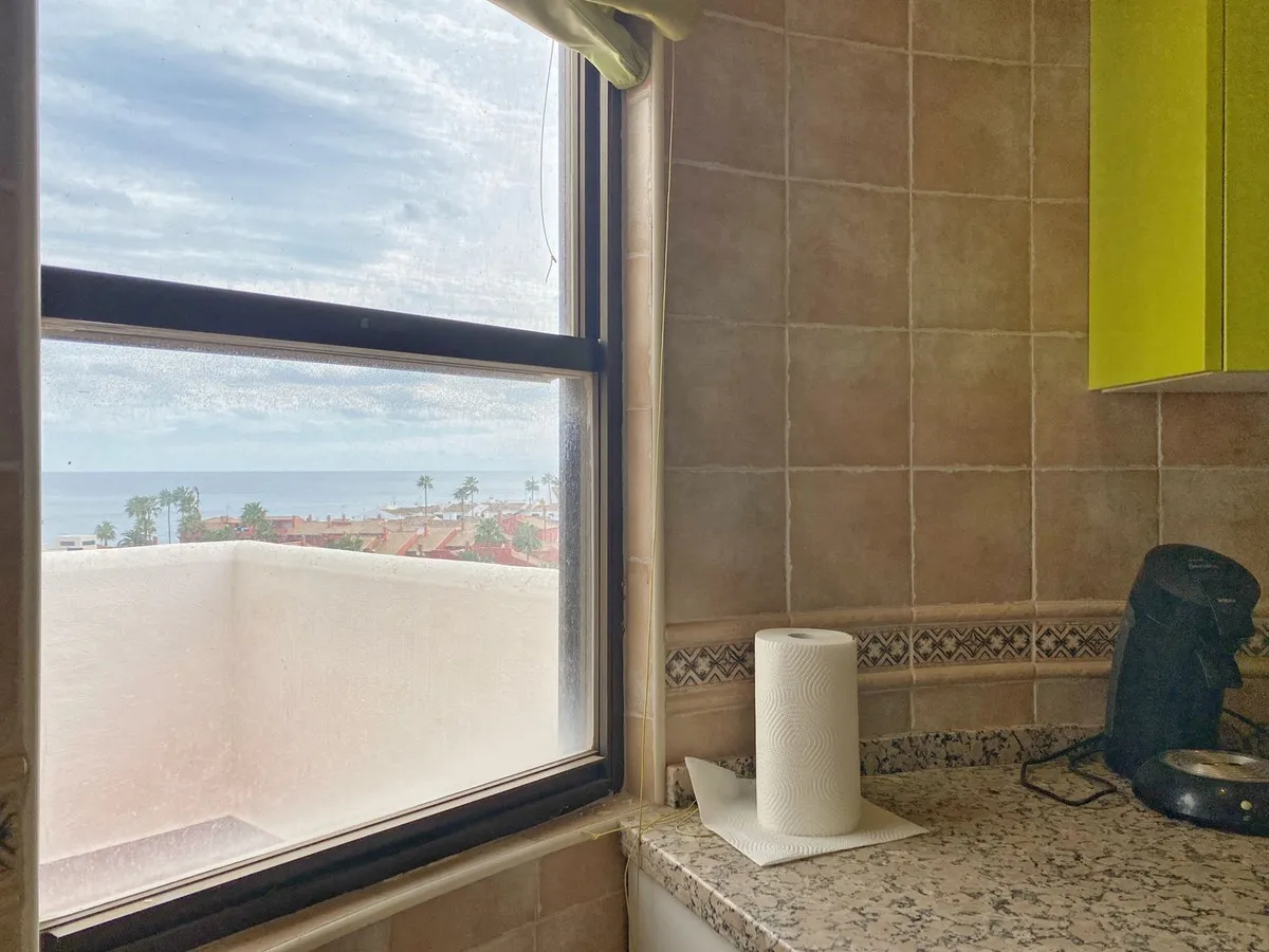 b0e1416e-4e5b-4c88-be1c-4804c3616885