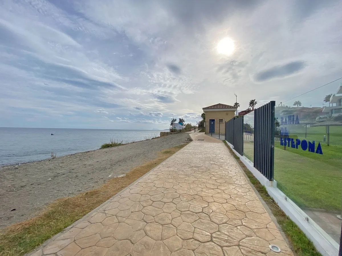 cbcd11df-9531-44fb-8b06-2568d7357c22