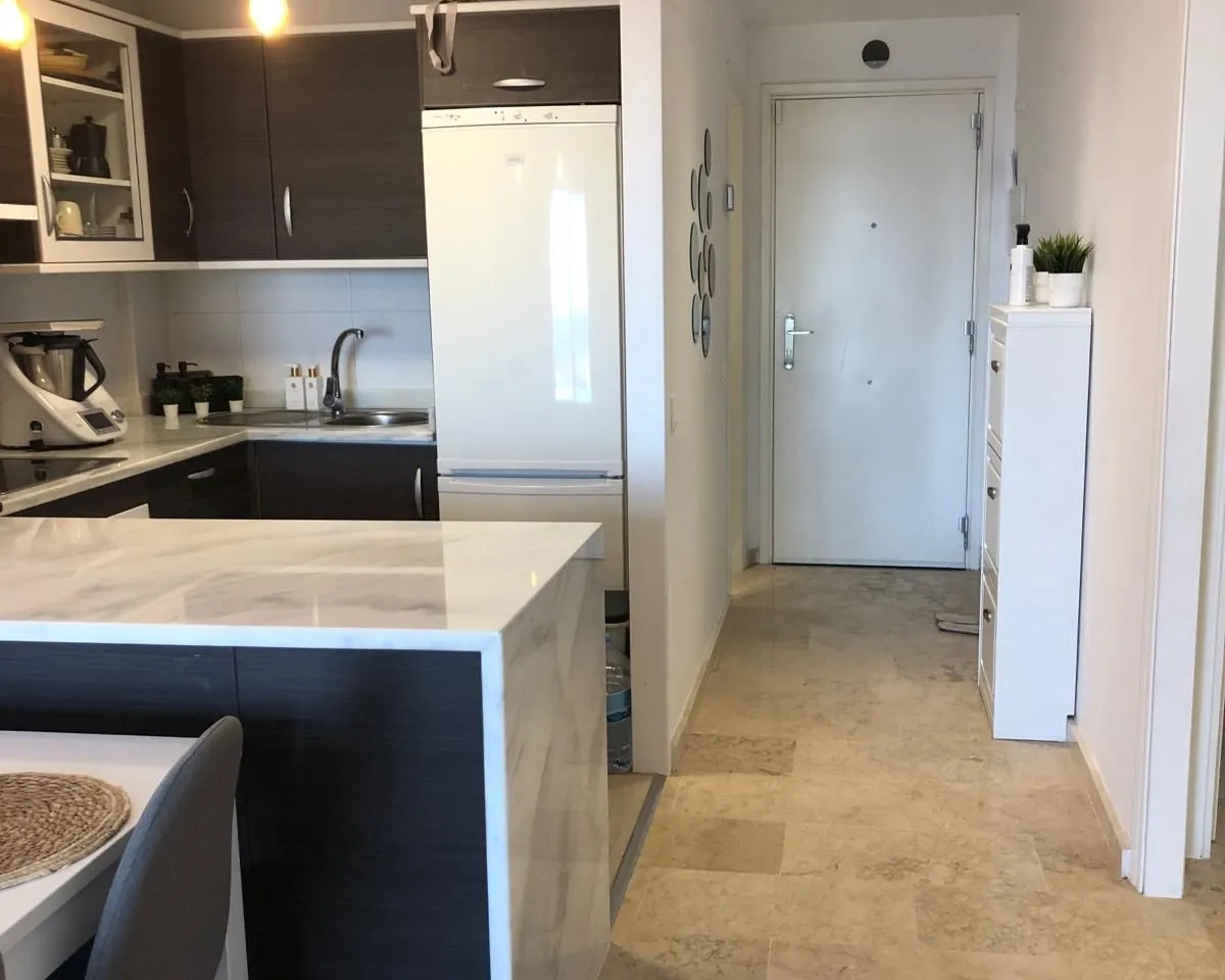 5c515c34-8c5e-45c0-943d-8fbd756de67e