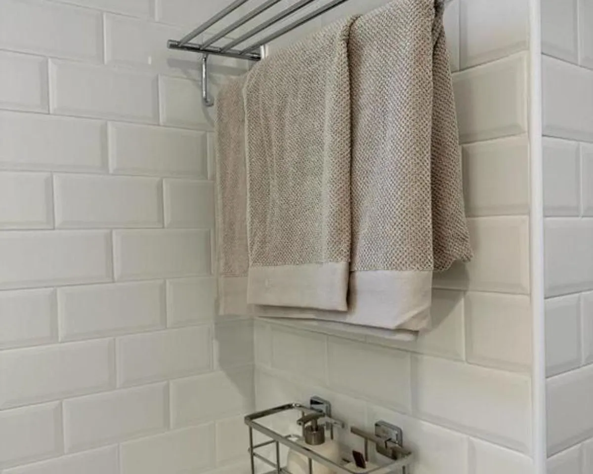 a1f12bb0-5987-4d0a-9242-fc8577fa3958