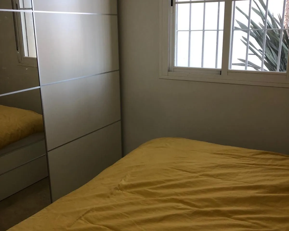 f21f5877-62c4-41a7-9980-1108ba2c8fea