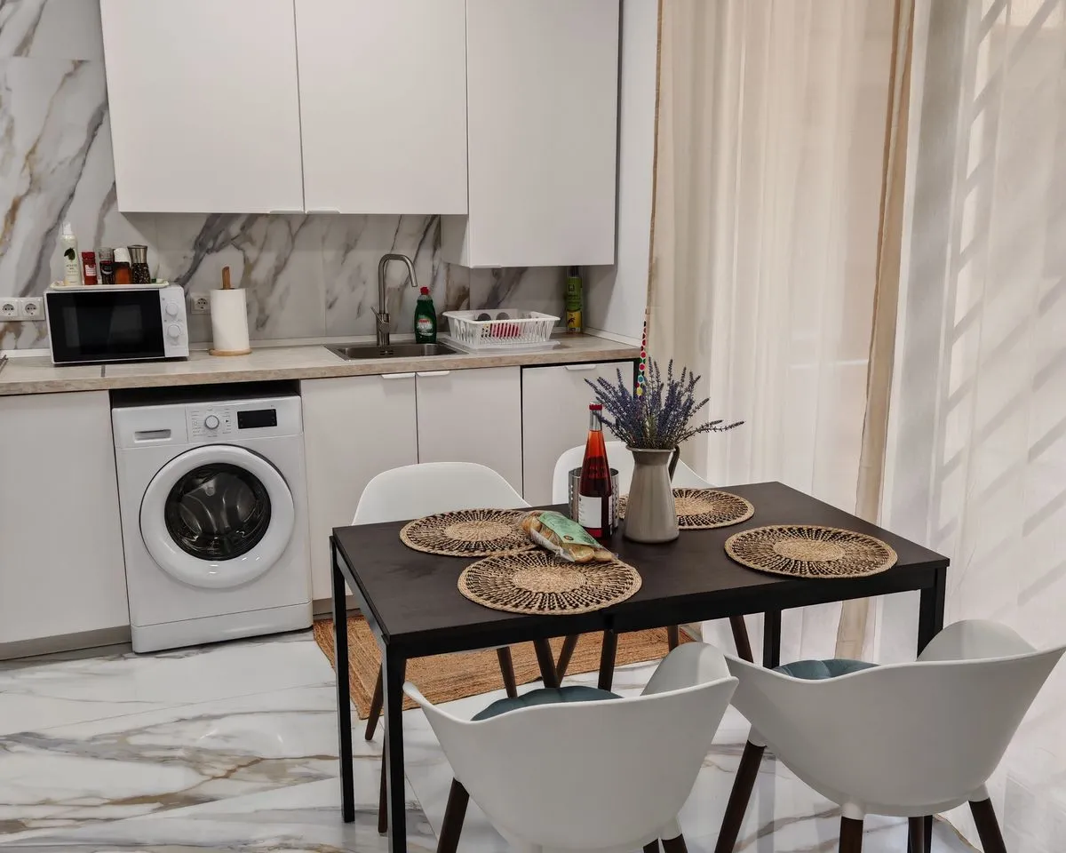 0ac34057-18c2-4b65-a757-9051e63cf714