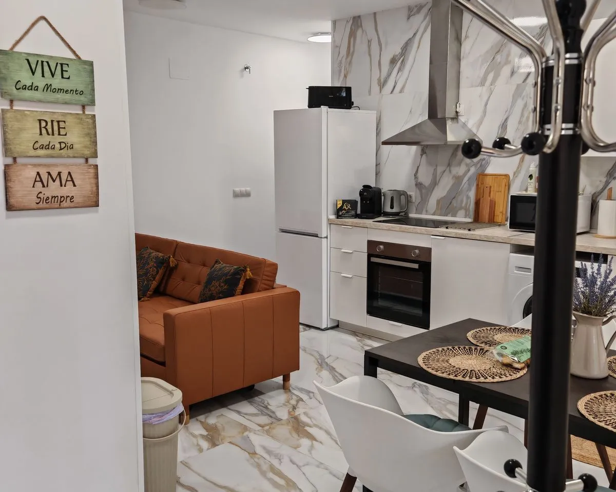 28f25722-3300-4cc6-87bf-826a2283731f