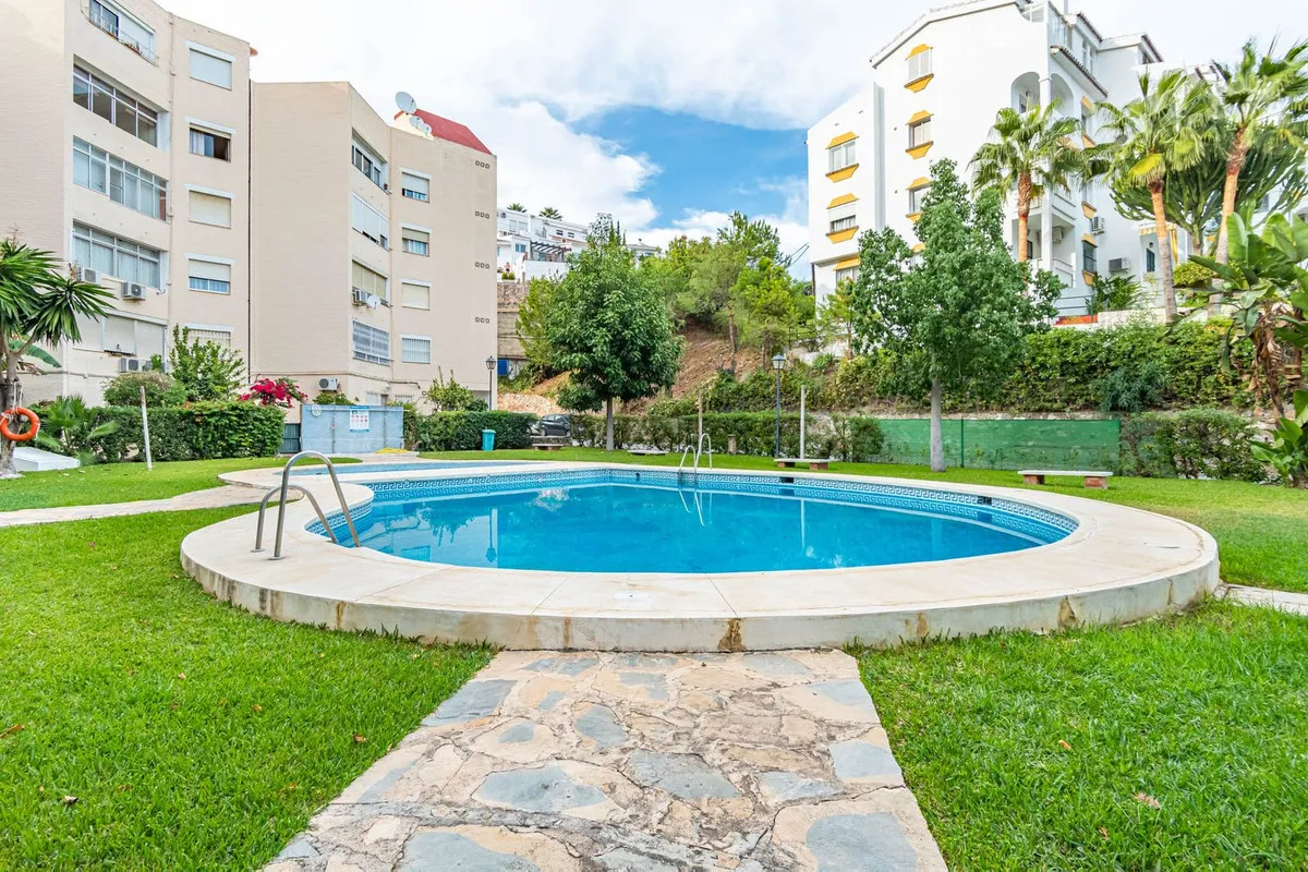 b2afdad8-0615-4f78-a6ce-478e8fedeef0