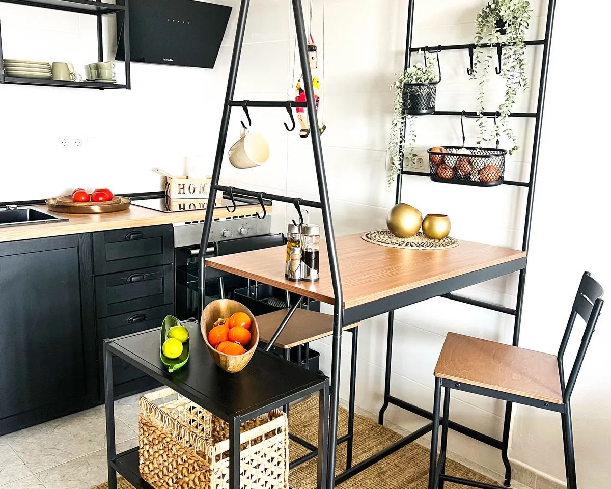 2081b13e-0bb6-493f-a682-fbbc2492eb2f