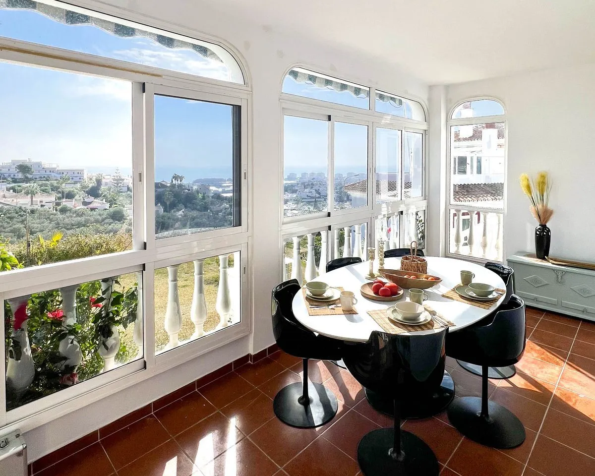 95a8098a-52d4-458f-a3da-2574480fc26b