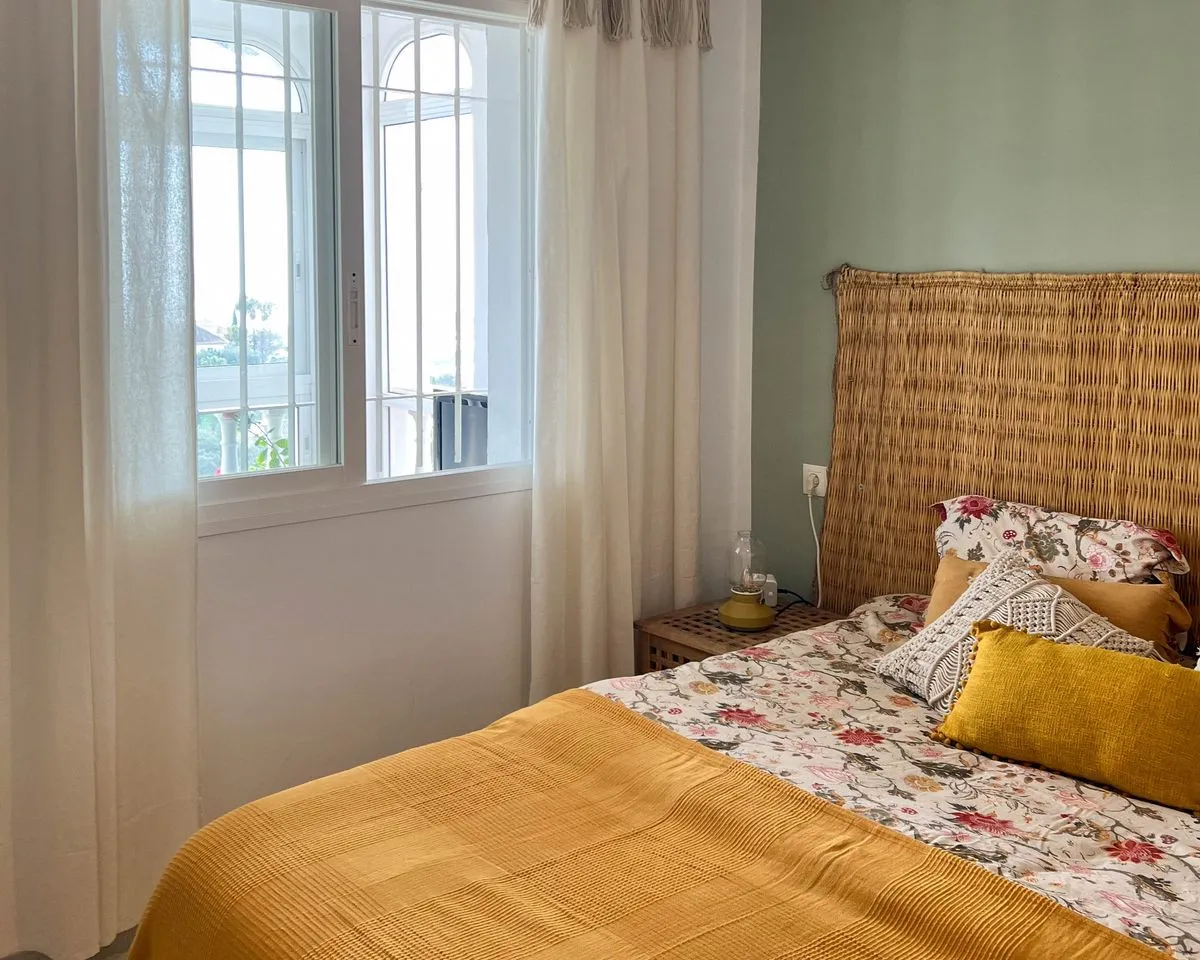 aa43c457-c7cf-411a-9c7b-4fca91c1f0a8