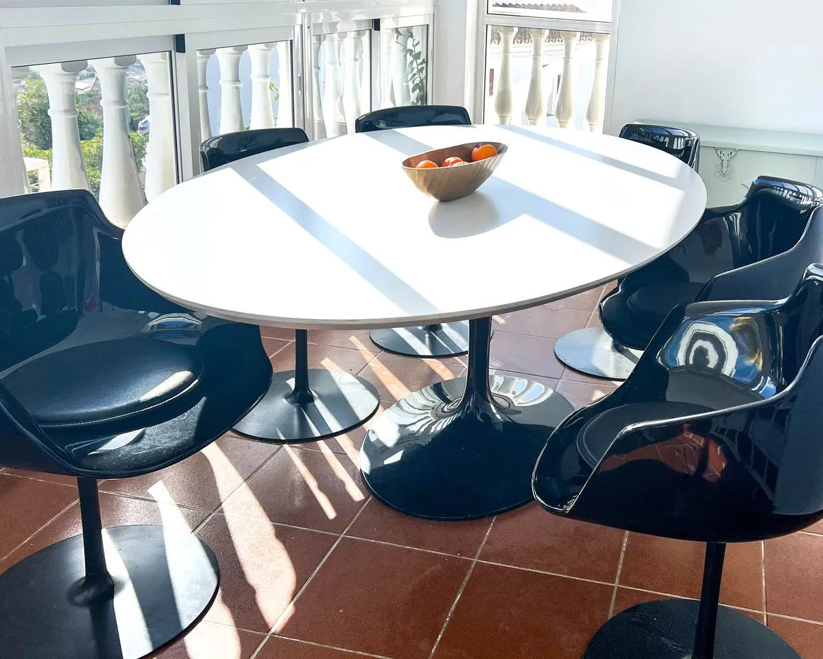 e8a80704-8be0-49ef-a5a3-9a834a479407