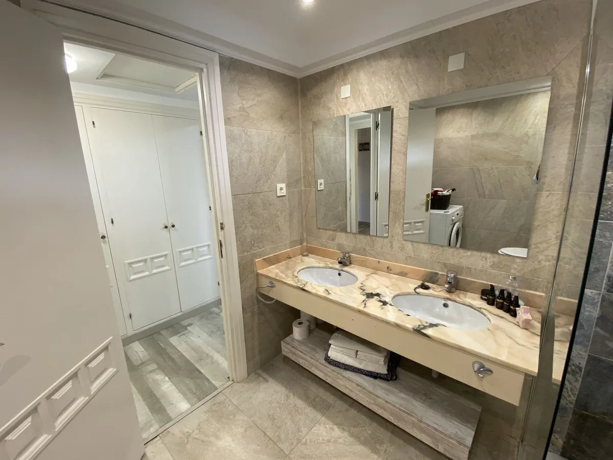 85d1ab23-afc6-4125-9db7-5659397a3002