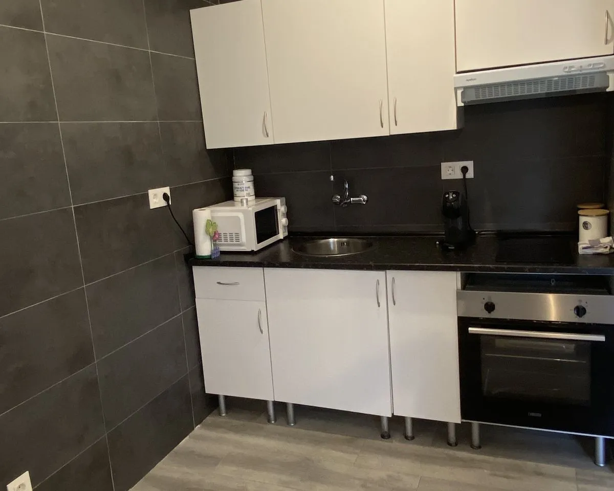 a006c02d-1c70-43b8-9b79-dcd3816c3408