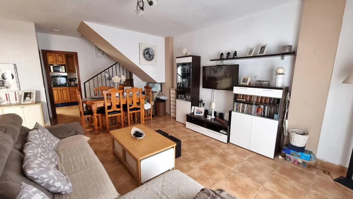 d6ff5196-dbac-4161-b0fb-e520657118ad