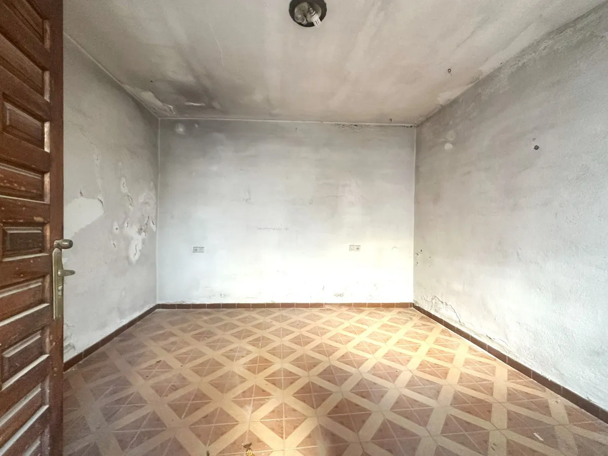 f65a4e03-6c58-4429-8625-77325cc5d101