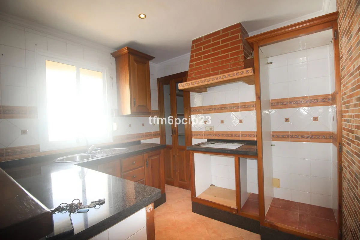 f57f5631-778f-4045-8f72-0569ac38f64a