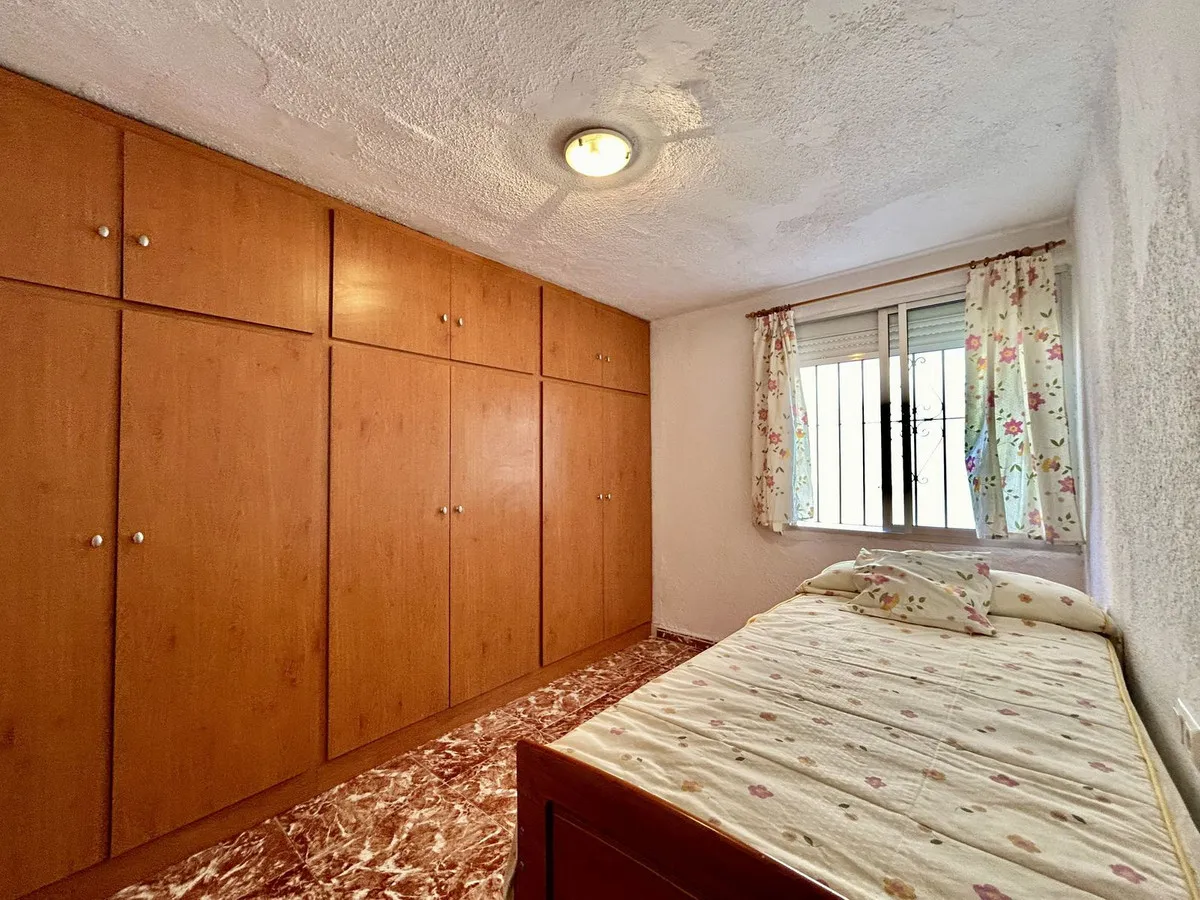 19fec9d7-9ffb-4315-b147-4d5233862577