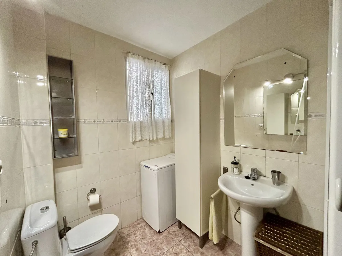 d24573ed-9c9a-442a-9a1f-d97e449e481e