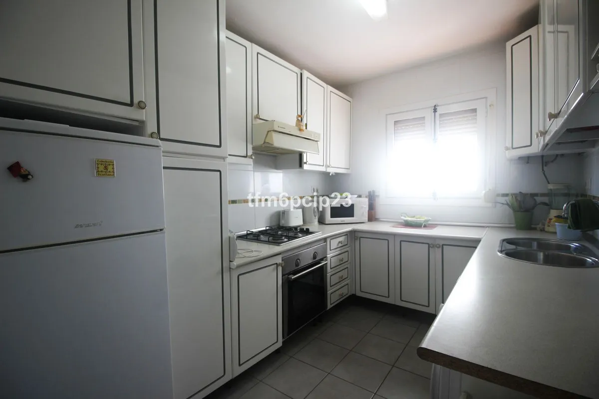 d5e51ca8-c945-4c72-ad2d-2adb05cbb478