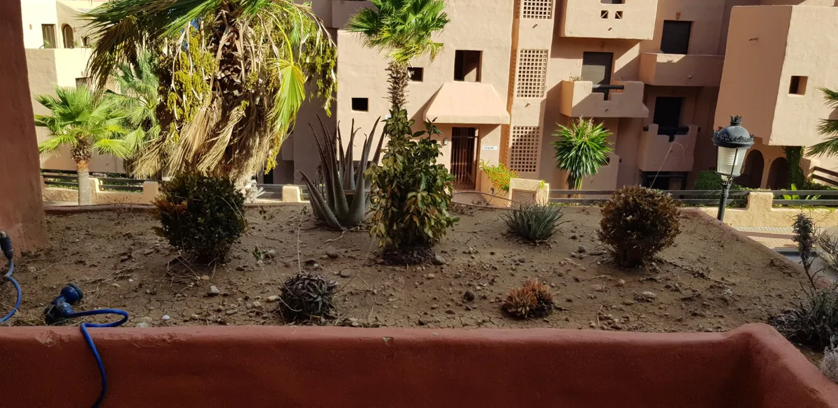 cd1af040-c282-4d93-8d29-0c3a9b119453