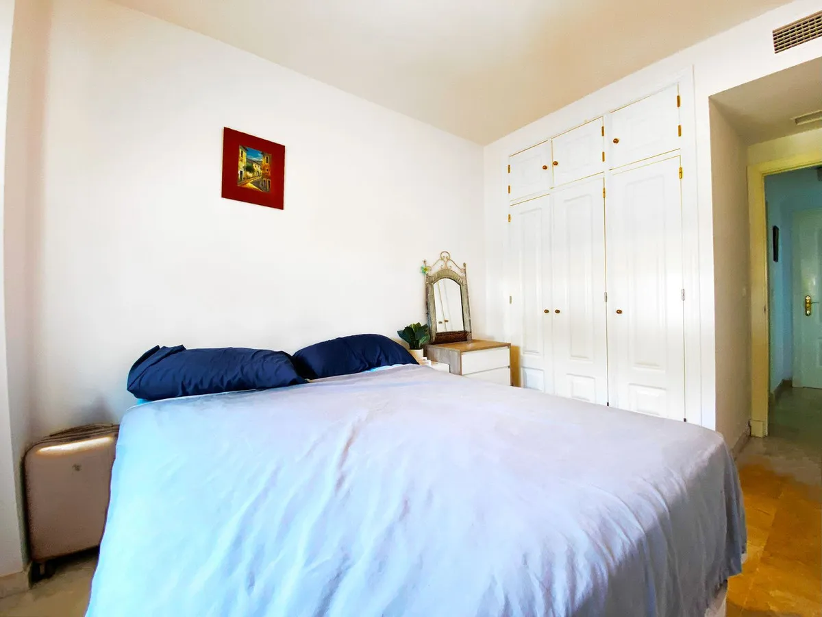 aa08cc66-c109-4b9e-9839-bad93835600c