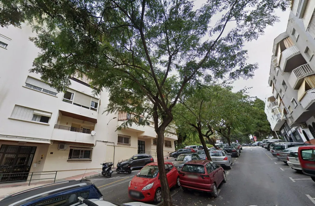 298b4b75-200a-41b4-b3a8-af483c1f10f5