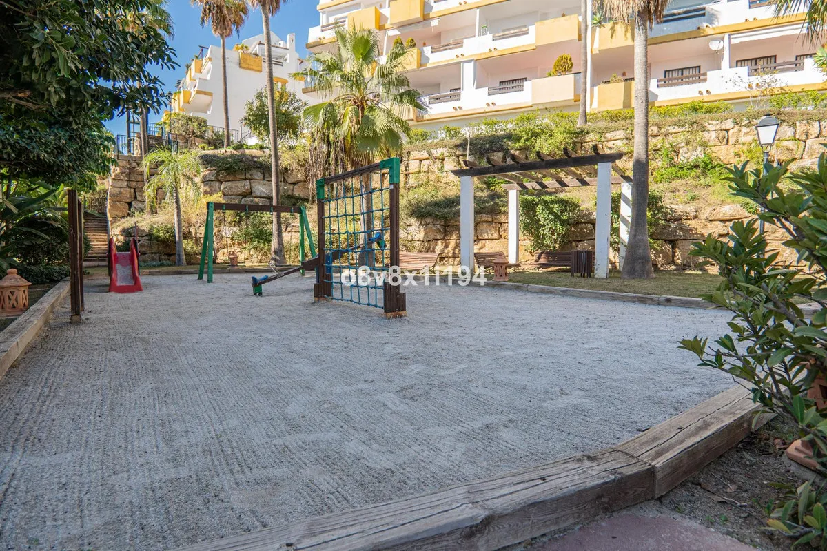 f2521cf6-8d48-4fec-a1c7-9f2faa962b71