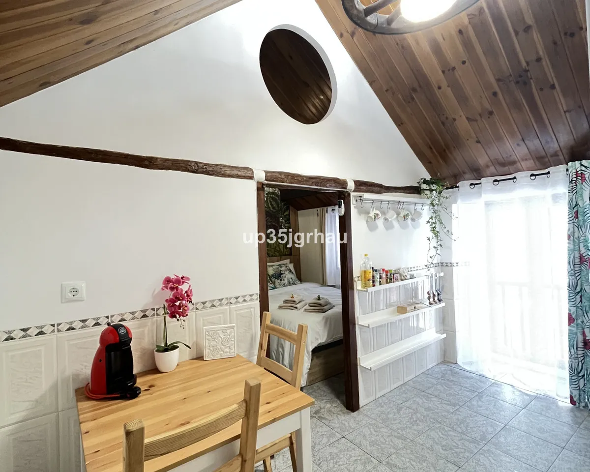 927a4dea-e581-4551-8588-b19fccd84a7d