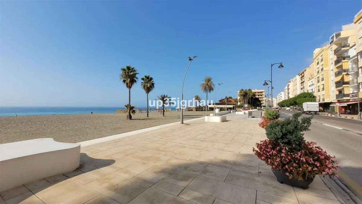 dc4b4922-7f52-492e-8882-ac95d4a51703