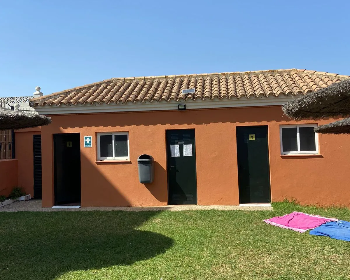 a5e63855-1307-4dba-84d7-5d7d238b0957